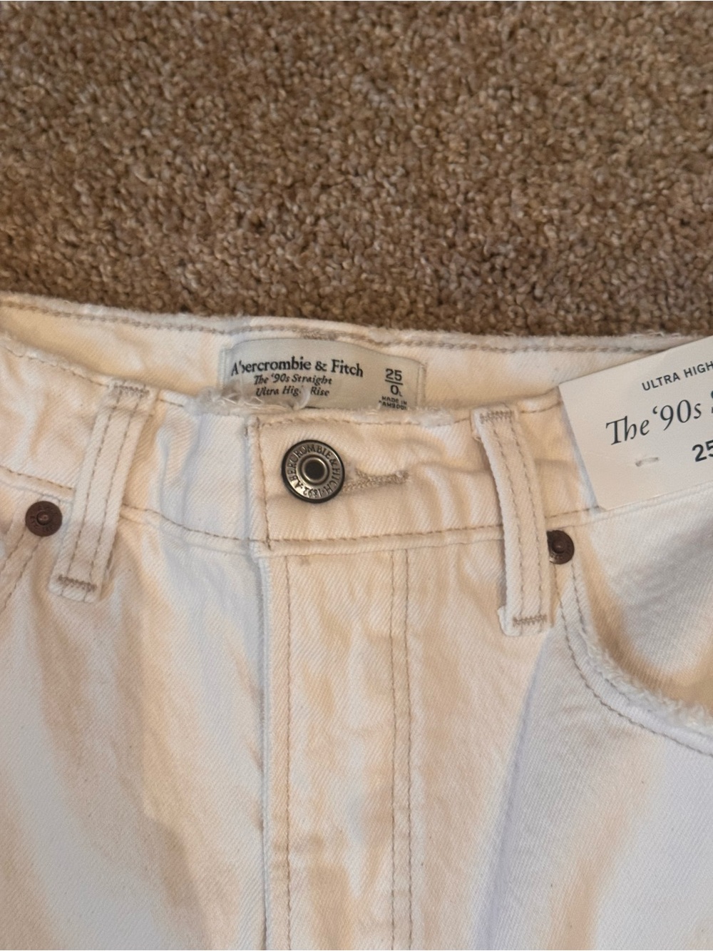 NWT Abercrombie & Fitch "The '90s Straight" High-Rise Jeans - 25L - Picture 5 of 6